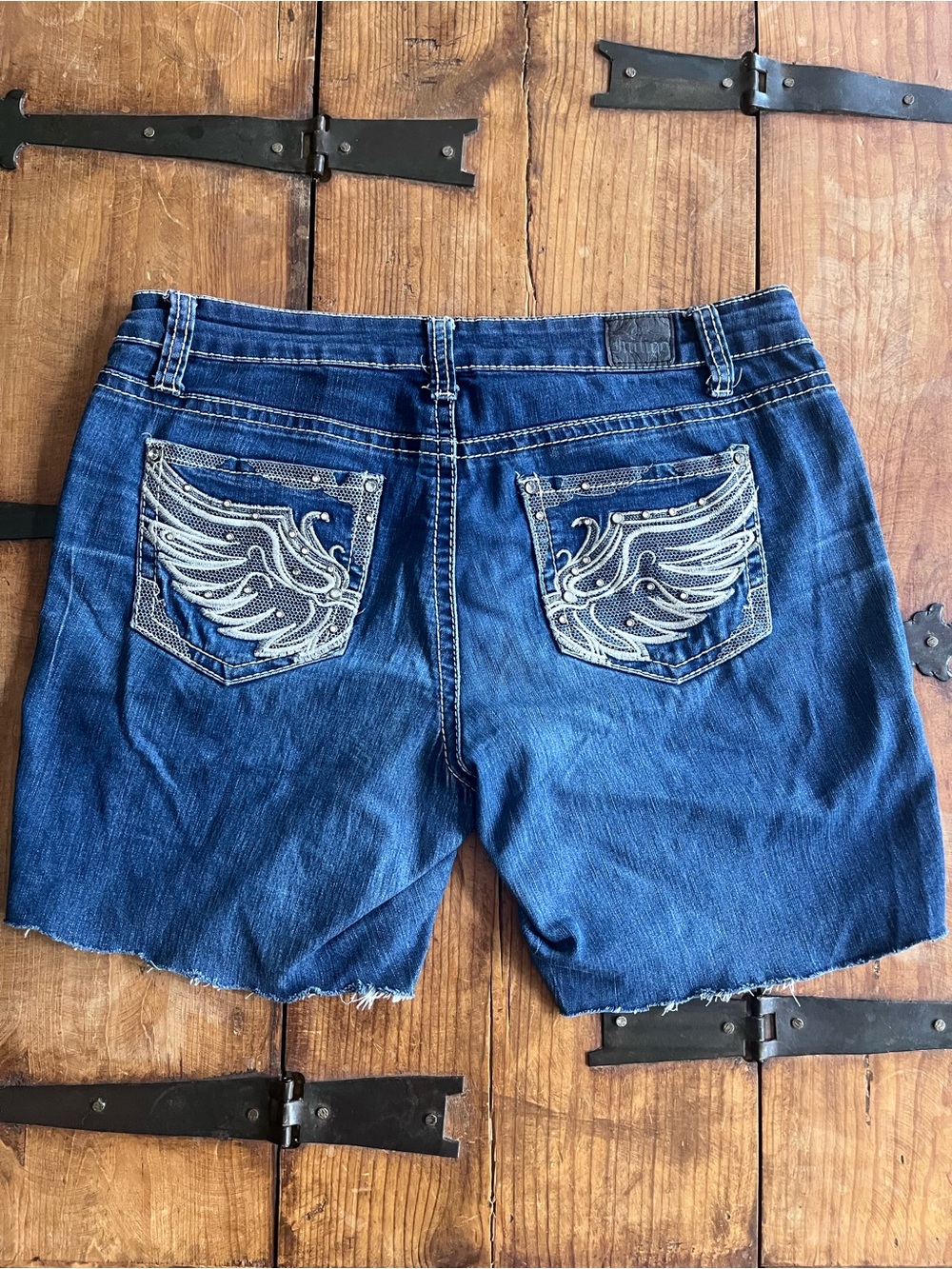Love Indigo Blue Embellished‎ Wing Pocket Denim Shorts